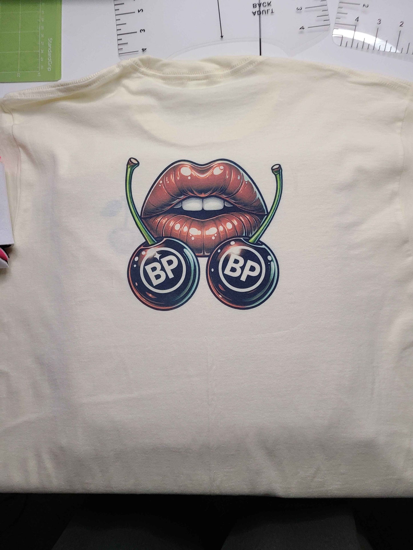 SweetTooth T-shirt -Cherry Delight