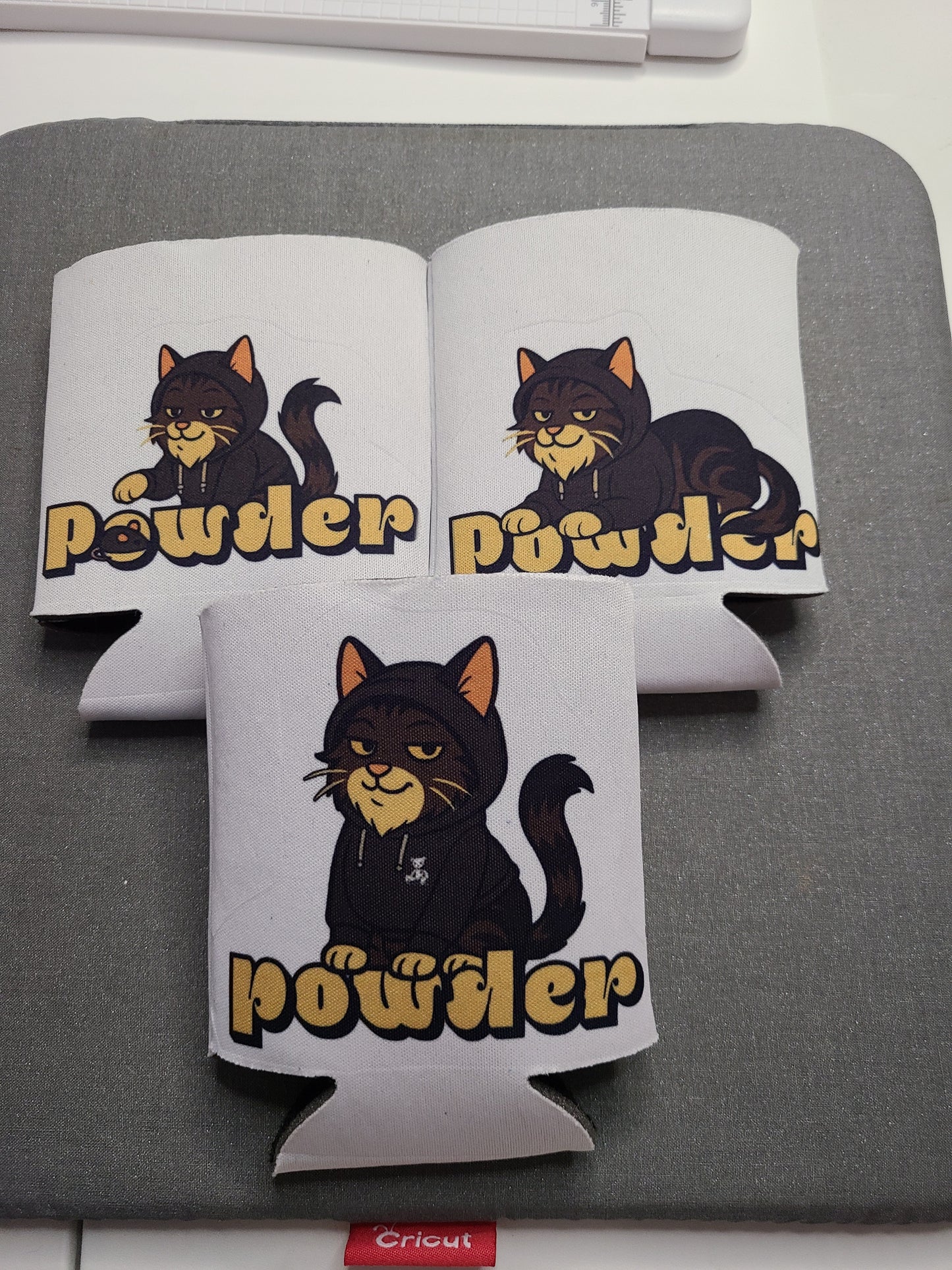 Fiona Koozie - Chillin’ with Powder